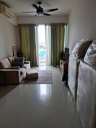 Vacanza @ East (D14), Condominium #422163201